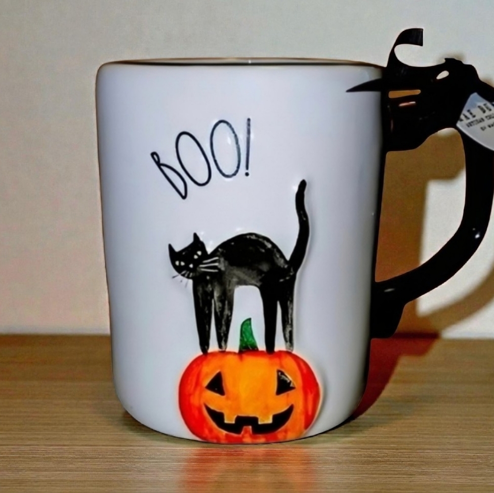 NEW Rae Dunn BOO Black Cat & Pumpkin Halloween Mug.